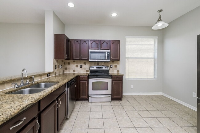 Photo - 1031 Windton Oak Dr