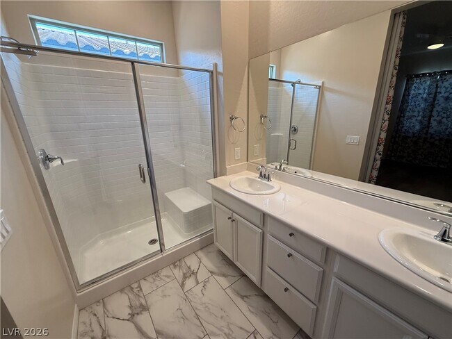 Photo - 208 Bellini Peak Ave