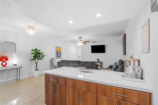 Photo - 7417 Twin Sabal Dr