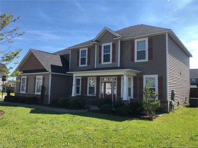 Photo - 331 Wedgefield Dr House