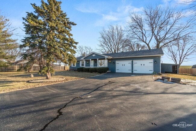 Photo - 47W210 US-30