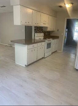 Photo - 3855 Woodley Rd