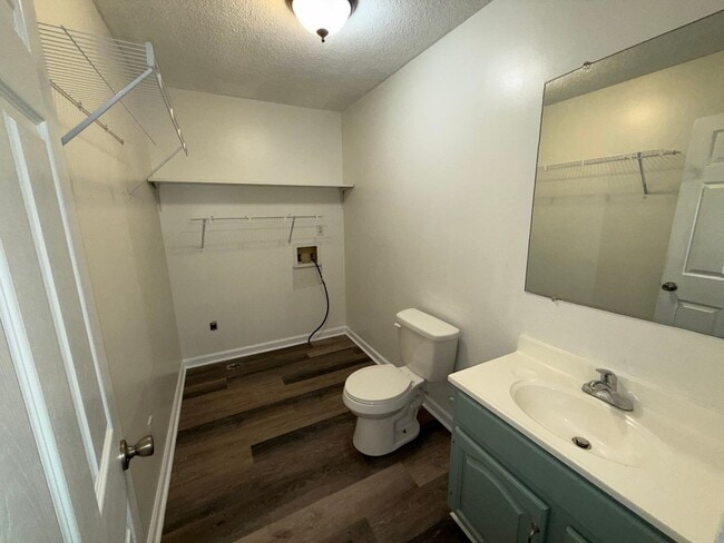 Photo - Adorable Updated Home for Rent in Guntersville, AL!