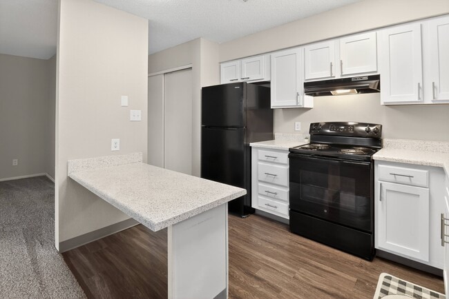 Photo - Windsor on the River