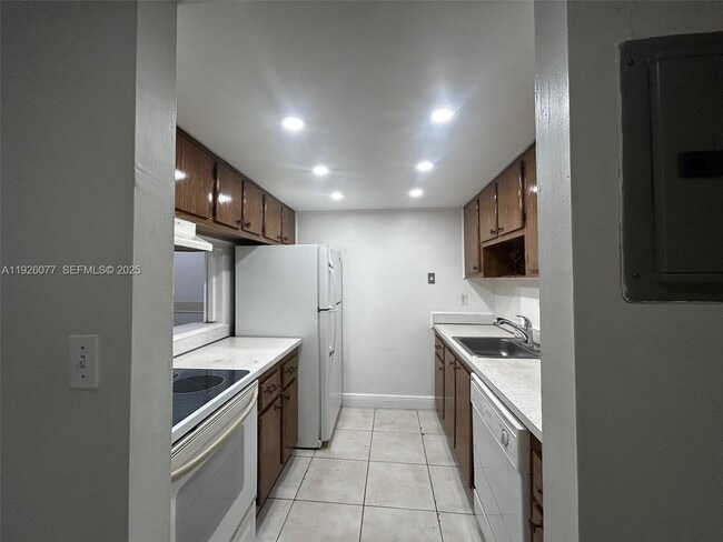 Photo - 14311 N Kendall Dr Unit 103A
