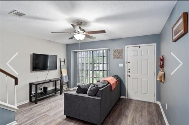 Photo - Updated 3-Bed Townhome Oasis in Copperfield | Greenbelt Views, Granite Kitchen & Move-In Ready!