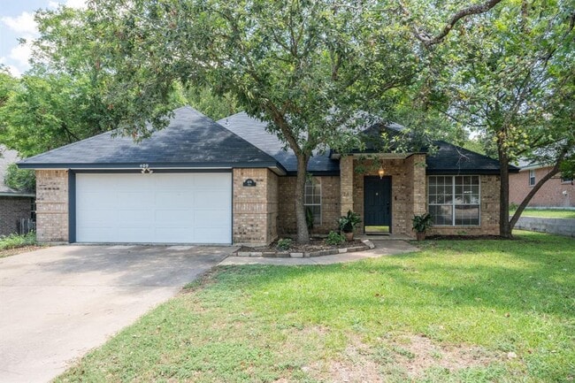 Photo - 409 Gina Dr