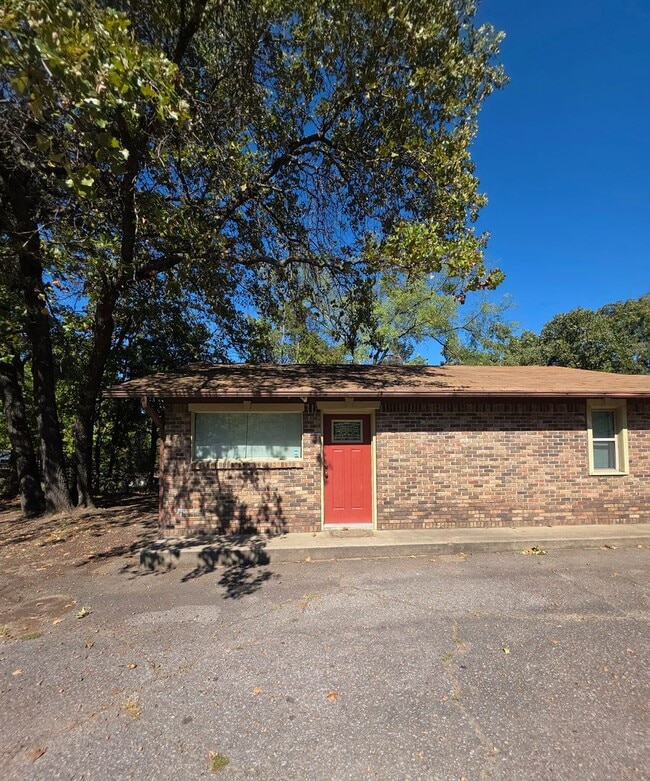 Building Photo - 901 Crow Mountain Rd Unit A