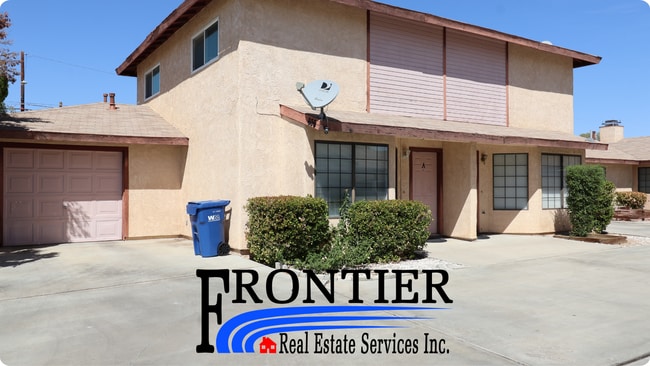 Building Photo - GRA636 Unit Apt A