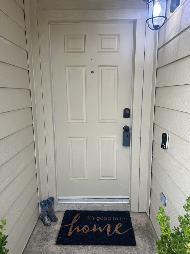 Photo - 12642 Forest Lawn Rd