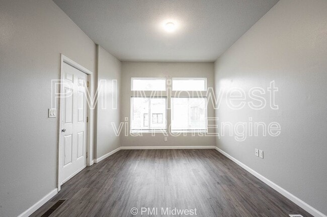 Photo - 3014 W 10th St Unidad 2