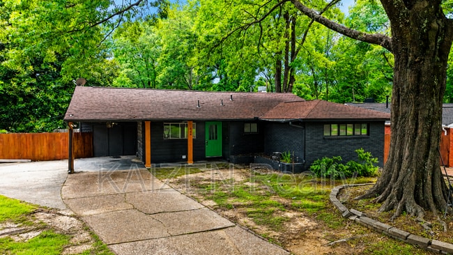 Photo - 449 Green Acres Rd