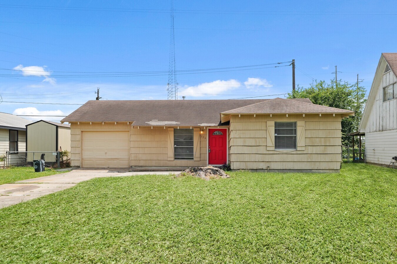 Photo - 326 Brookview St