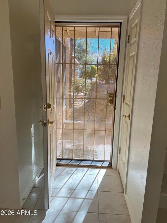 Photo - 586 S Sawmill Gardens Dr