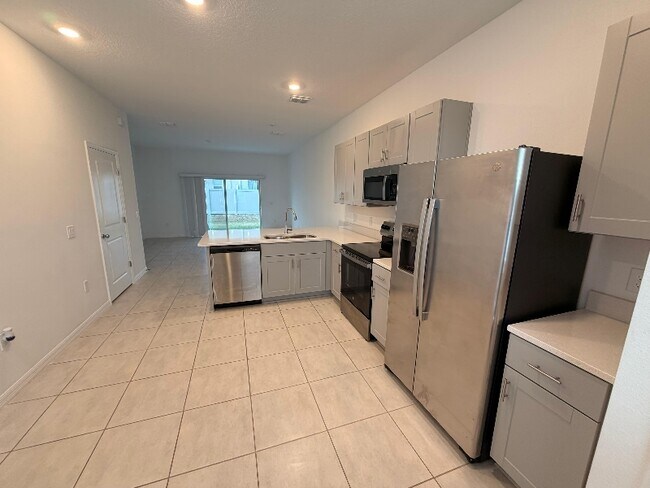 Photo - 3068 Skyline Lp