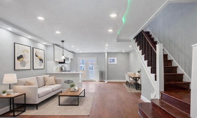 Building Photo - 1630 S 28th St