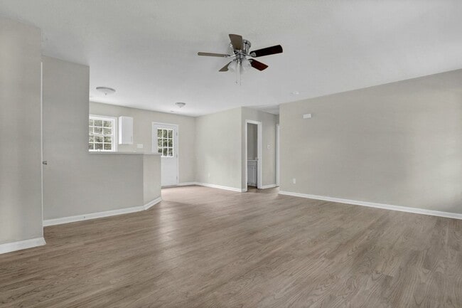 Photo - 101 Joshua Aaron Trail