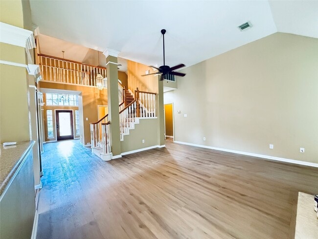 Photo - 16523 Town Lake Ct