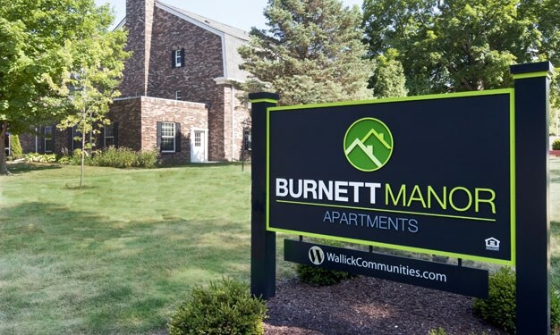 Burnett Manor - Burnett Manor