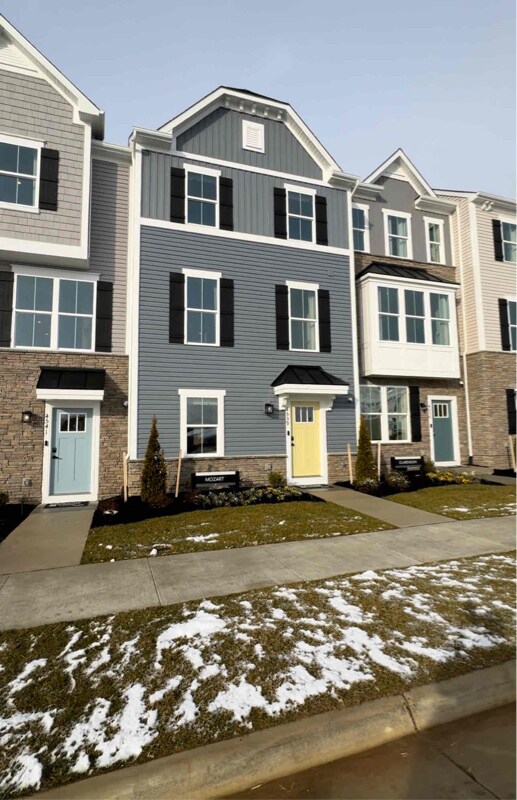 Photo - 4522 briarhaven Dr Townhome