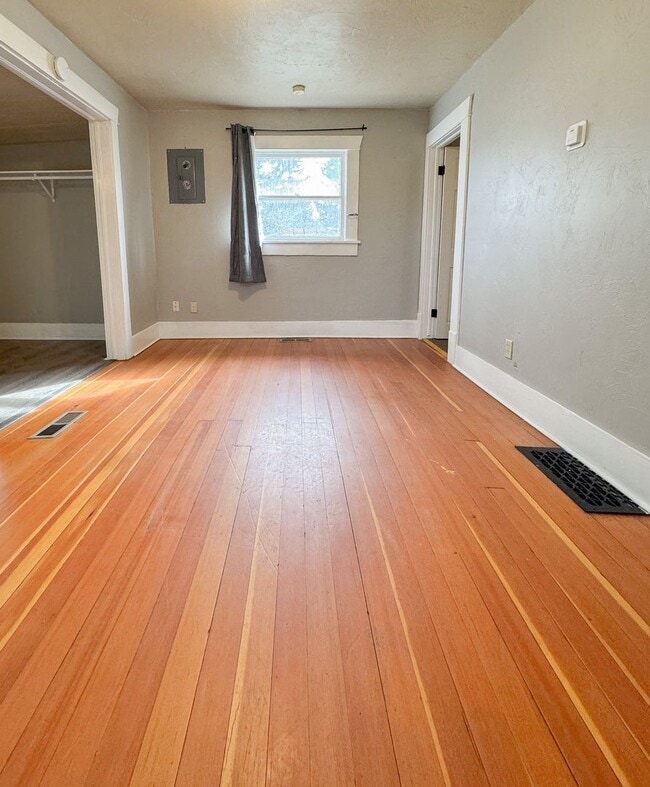 Photo - 840 Illinois St Unit 840 1/2 Illinois