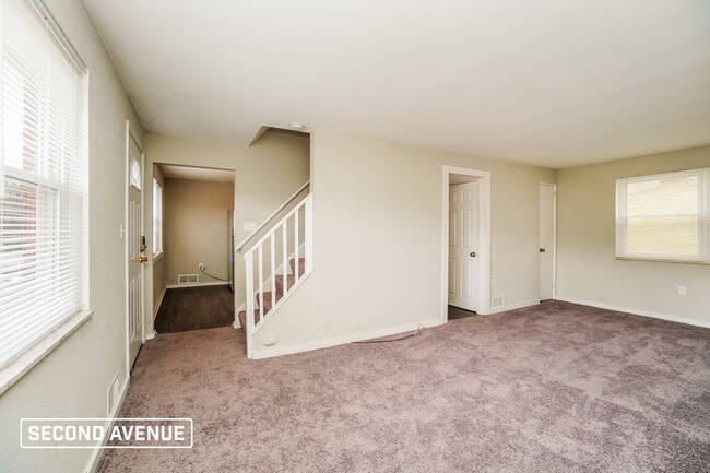 Photo - 1147 Logan Rd