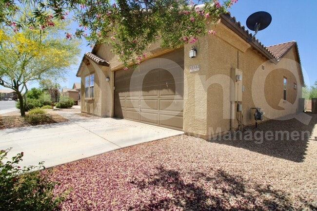 Building Photo - 12533 N School Day Dr Rental