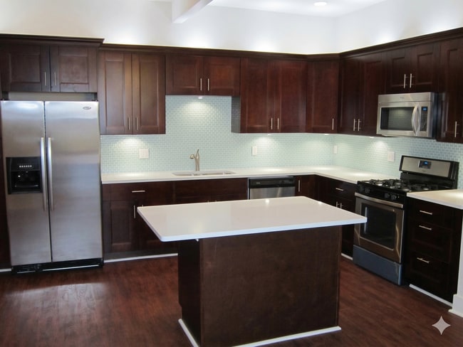 Photo - Luxury College Rental - South Side Flats
