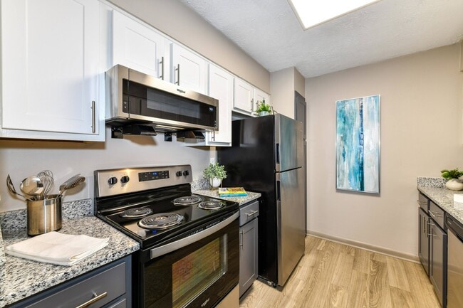 Kitchen + Modern Cabinetry