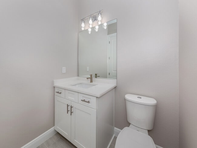 Photo - 1760 Lugano Cir