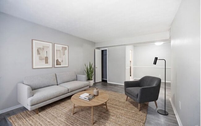 Photo - Spacious 3 Bedroom Apartment in Southwest Atlanta | 1,017 Sq Ft Classic Floor Plan with Washer & ...
