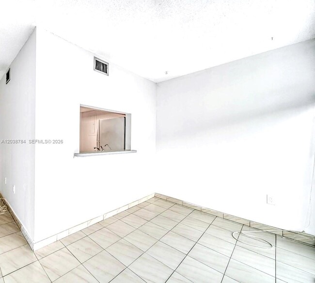 Photo - 9440 W Flagler St Unidad 205