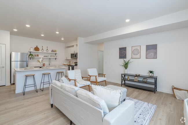 2BR, 1BA - 951SF Living Room