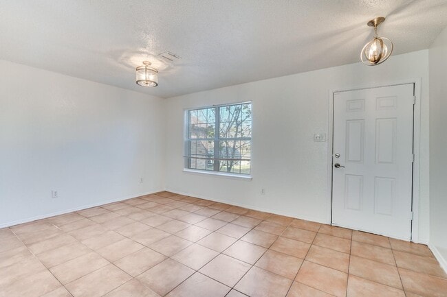 Photo - 10141 Chapel Rock Dr