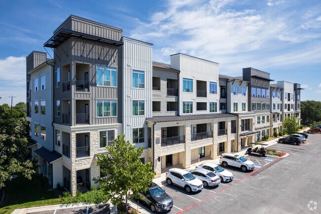 Building Photo - Brightleaf at Lakeline