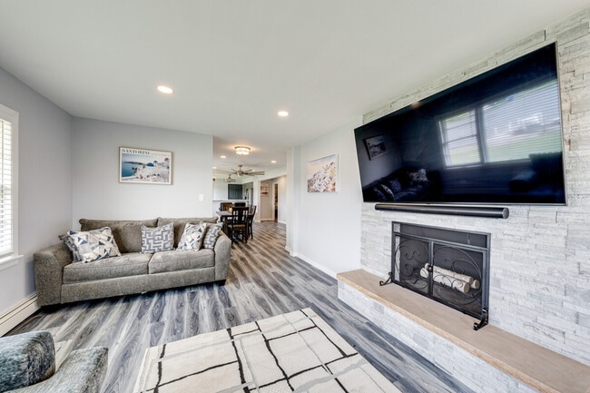 Photo - 811 N River Rd Unidad ID1306762P
