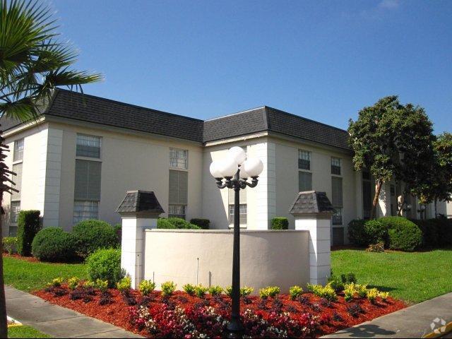 Building Photo - La Aloma Rental