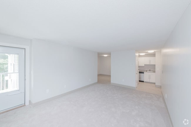 2 BR, 2 BA