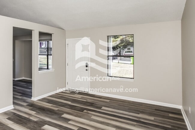 Photo - 244 Jadetree Dr