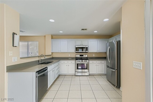 Photo - 5986 Ambleshire Ave