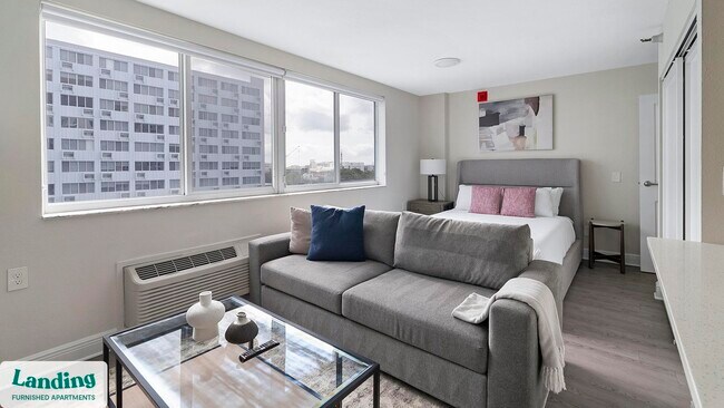 305 Dr. M.L.K. Jr St S Unit 636
