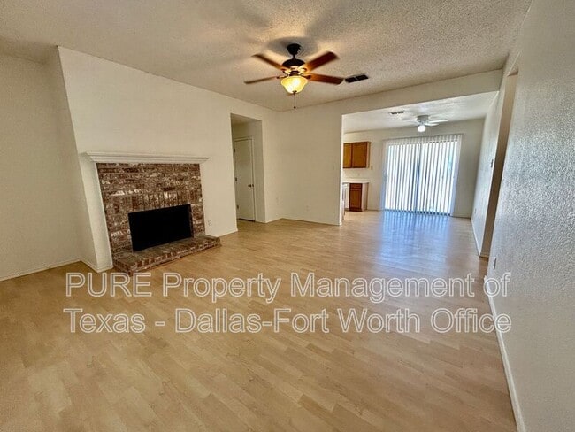 Photo - 824 Blue Ridge Dr
