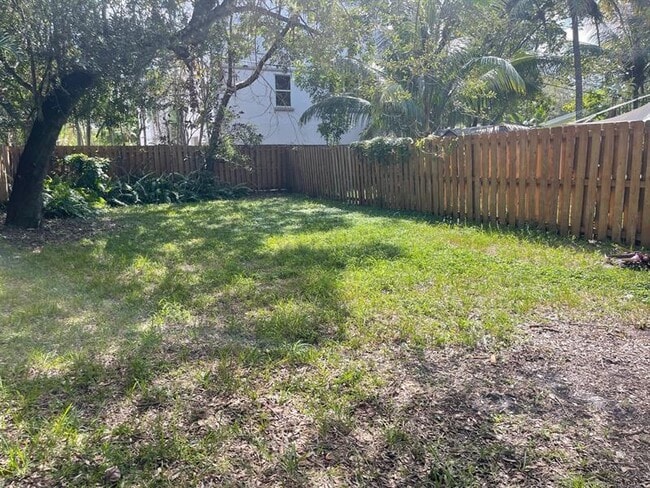 Photo - 410 SW 7th St Unit 1