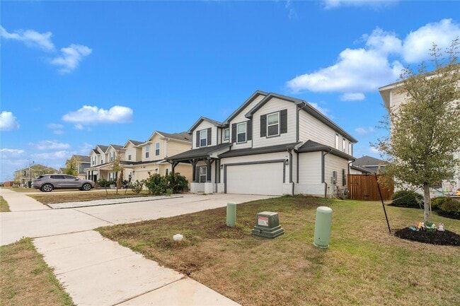 Photo - 108 Greenthread Dr