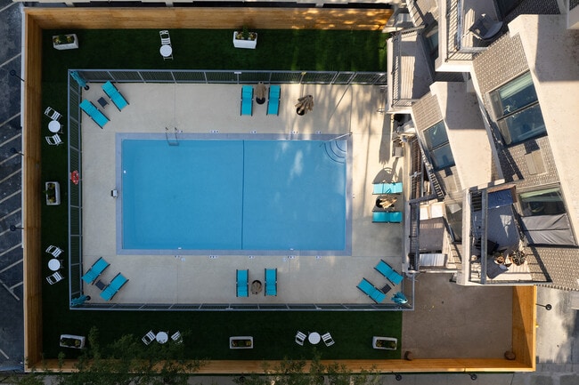 Photo - 6166 N Sheridan Rd Unit 22B