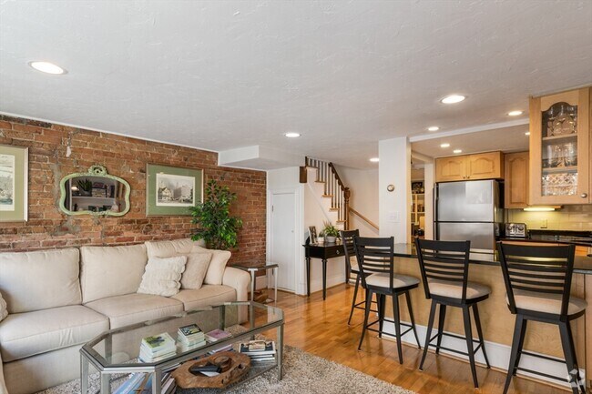 Building Photo - 18 Dartmouth Pl Unit 1 Rental