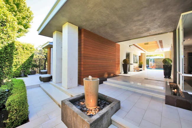 Photo - 3054 Elvido Dr