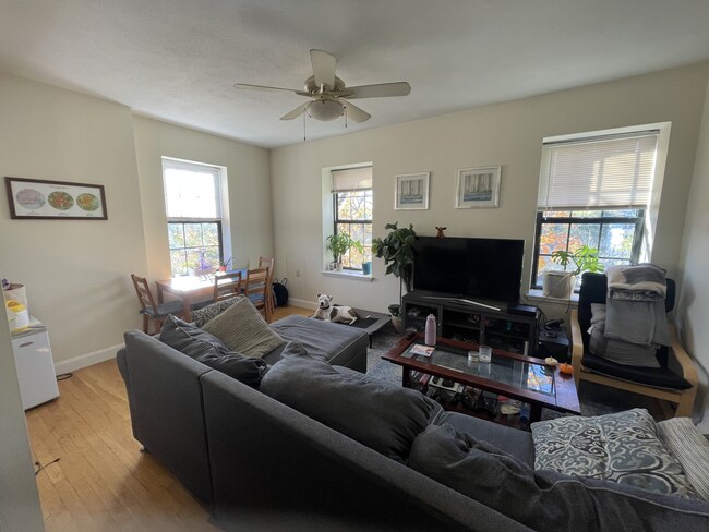 Photo - 14 John Eliot Sq