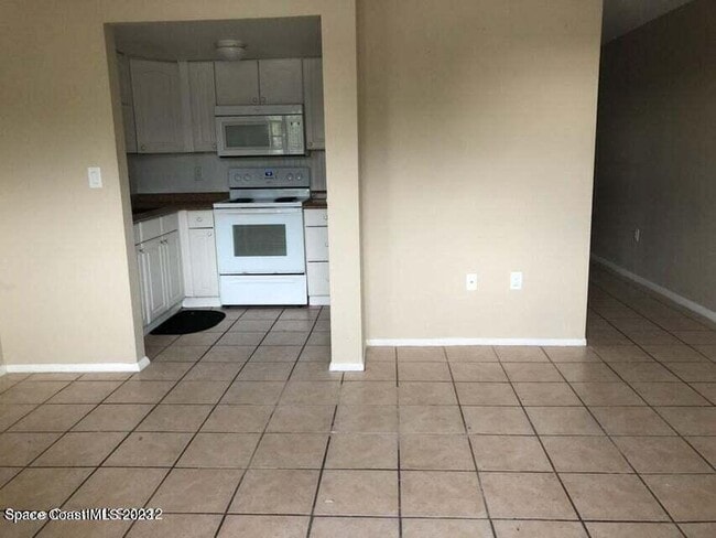 Photo - 623 Forrest Ave Unit 8