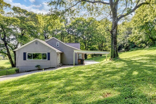 Photo - 5004 Holston Dr